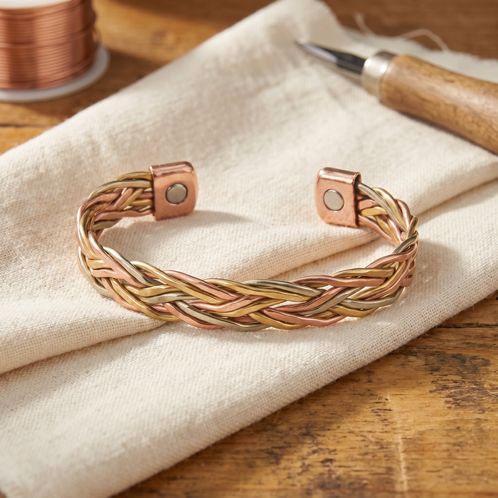 Margrits Flechtwerk Kupferarmband